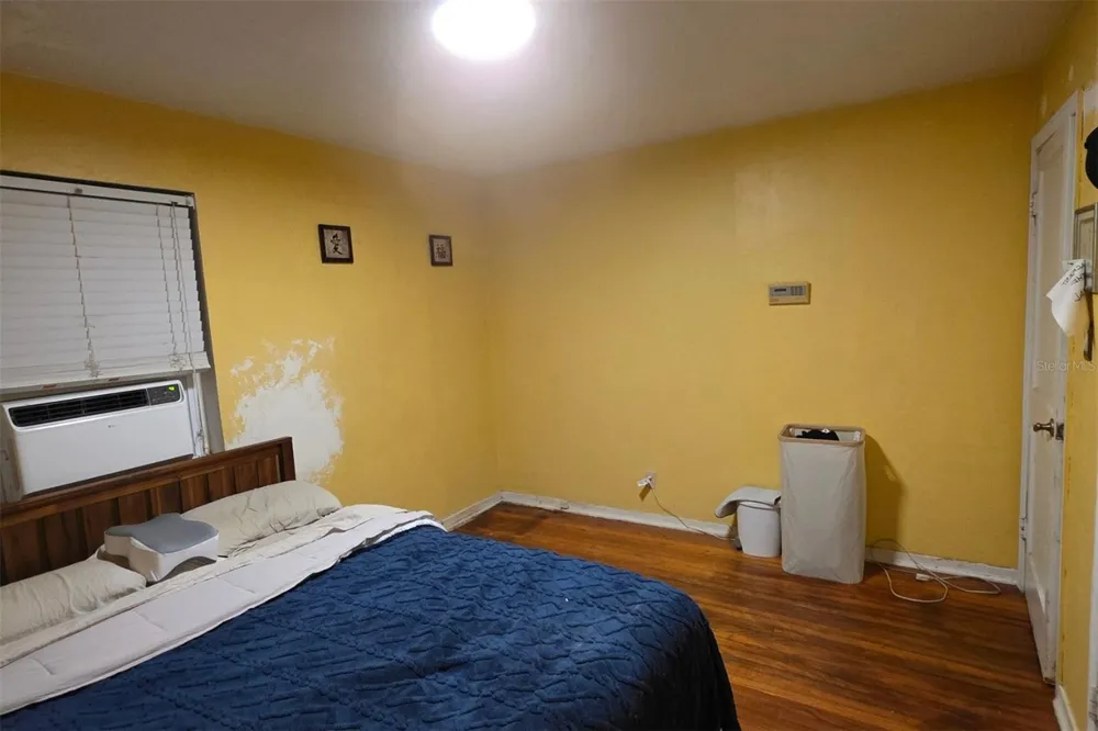 1135 W GREENWOOD STREET Lakeland, FL 33815