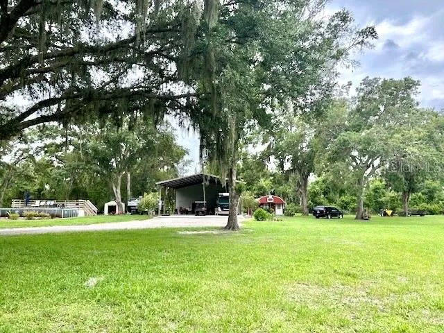 528 ASHLEY LANE Center Hill, FL 33514