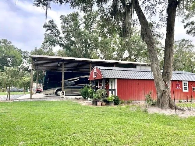 528 ASHLEY LANE Center Hill, FL 33514