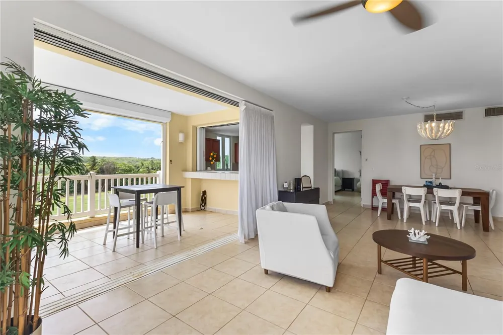 500 OCEAN DRIVE #535 Humacao, PR 00791