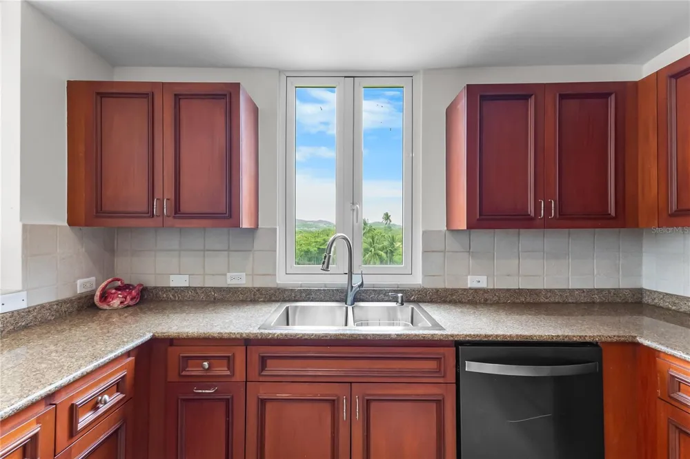 500 OCEAN DRIVE #535 Humacao, PR 00791