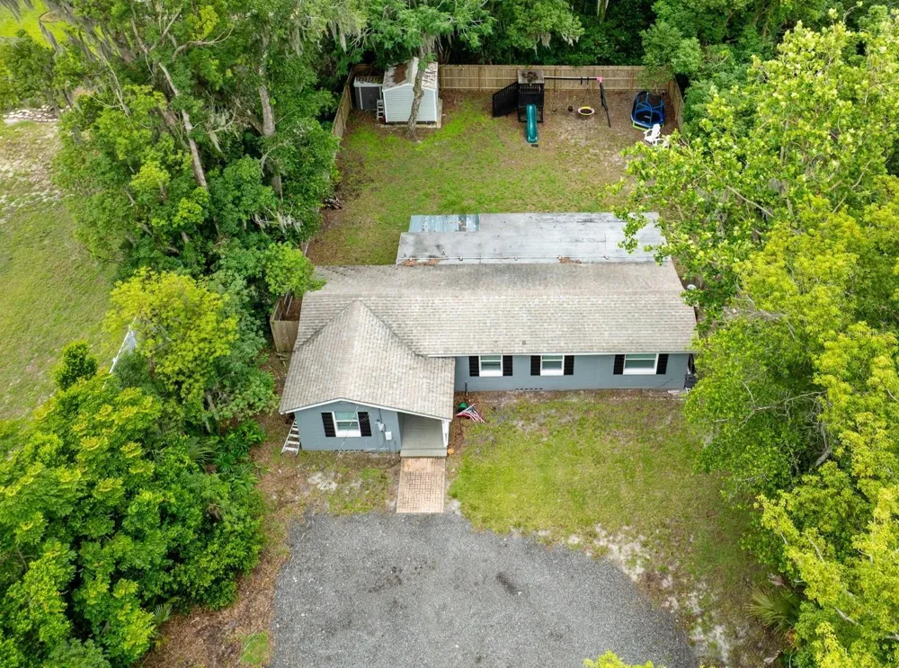 580 LAKEVIEW AVENUE Orange City, FL 32763