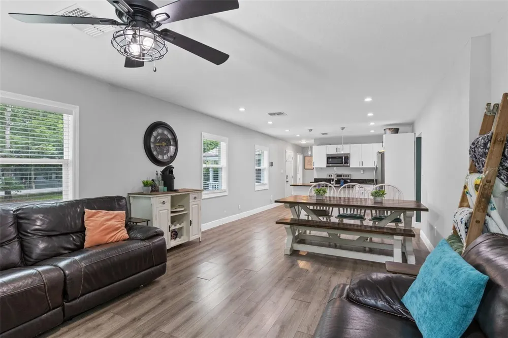 580 LAKEVIEW AVENUE Orange City, FL 32763