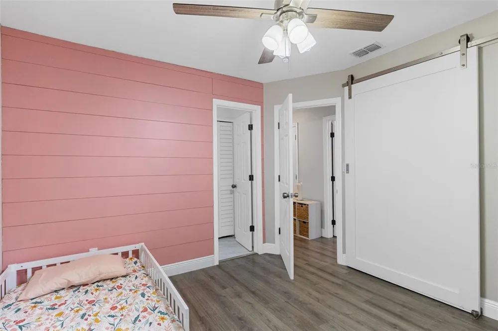 580 LAKEVIEW AVENUE Orange City, FL 32763