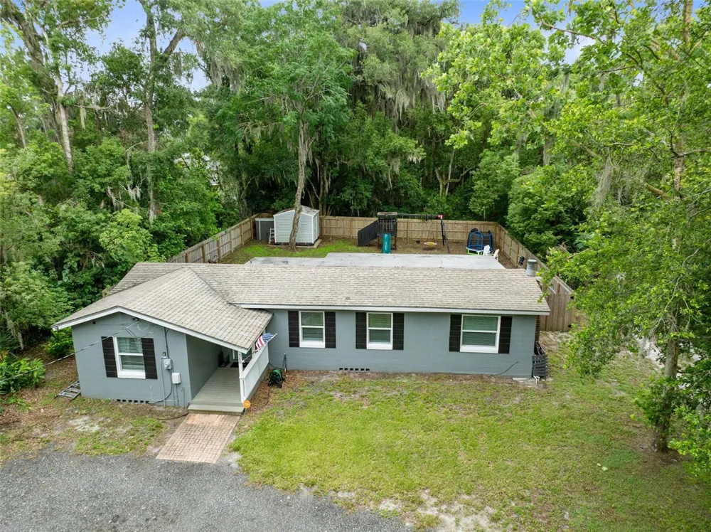 580 LAKEVIEW AVENUE Orange City, FL 32763