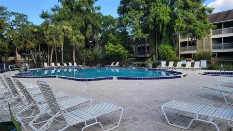 4023 VERSAILLES DRIVE #4023F