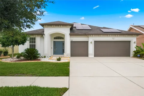 6410 FALLING OAK TRAIL