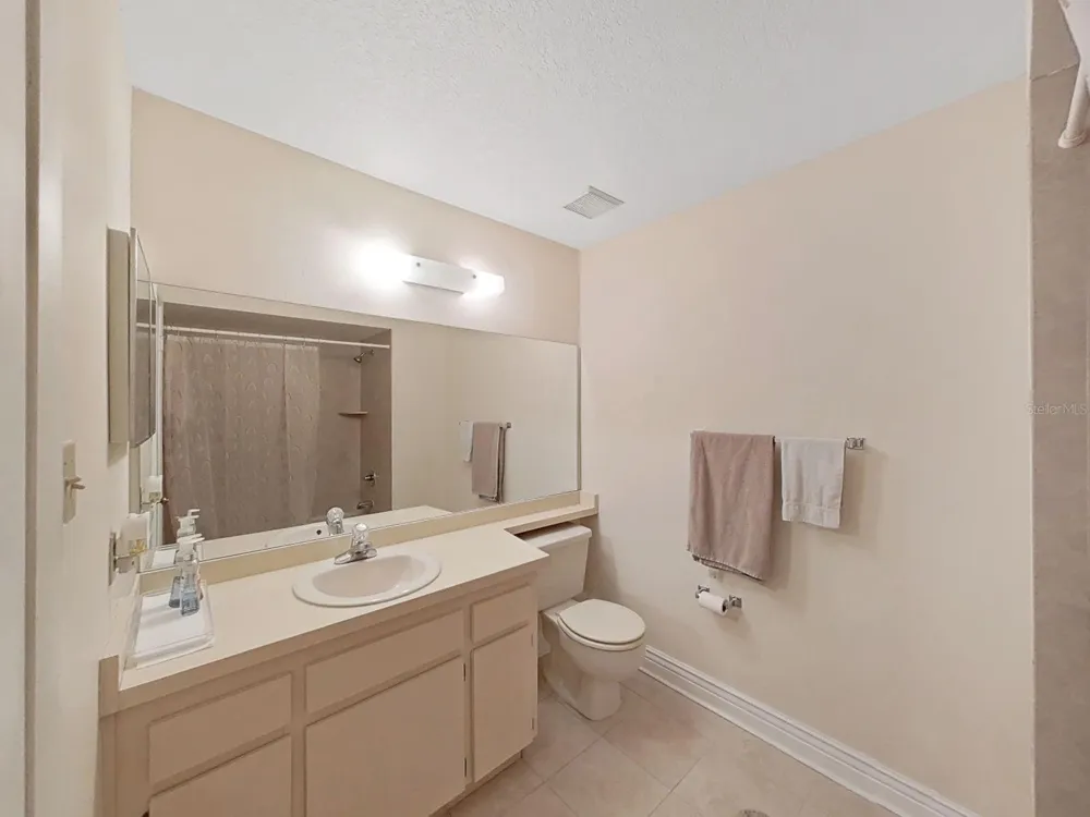 1367 CORNER OAKS DRIVE Brandon, FL 33510