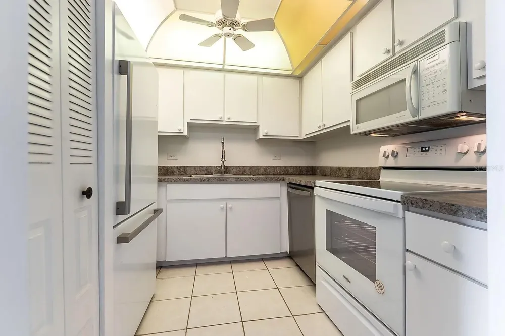 2901 26TH STREET W #309 Bradenton, FL 34205