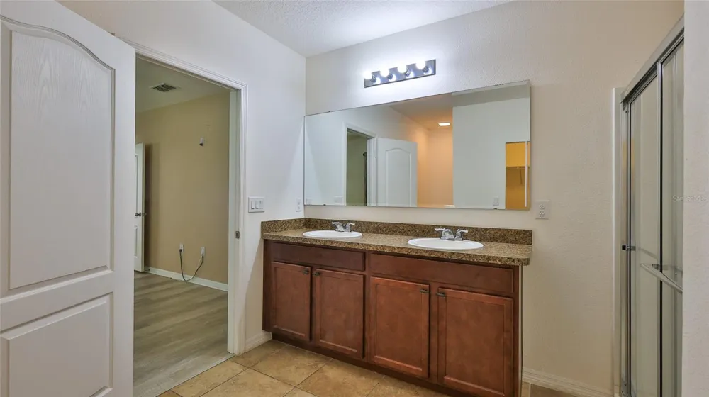 346 ADMIRALTY COURT Edgewater, FL 32141
