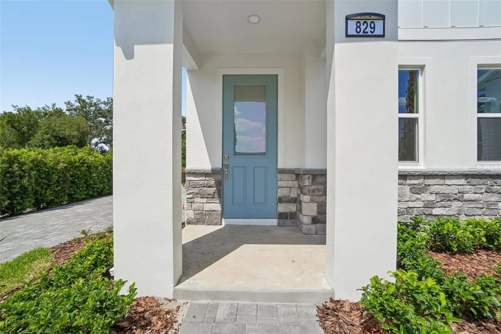 616 SILVER STREAM COURT Brandon, FL 33511