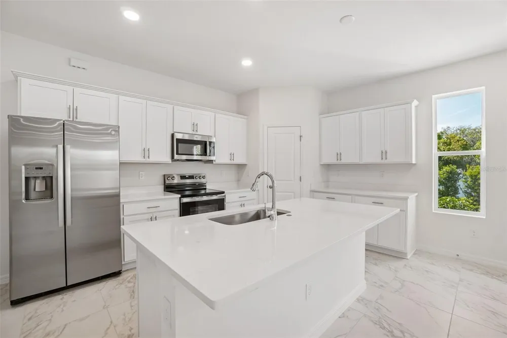 616 SILVER STREAM COURT Brandon, FL 33511
