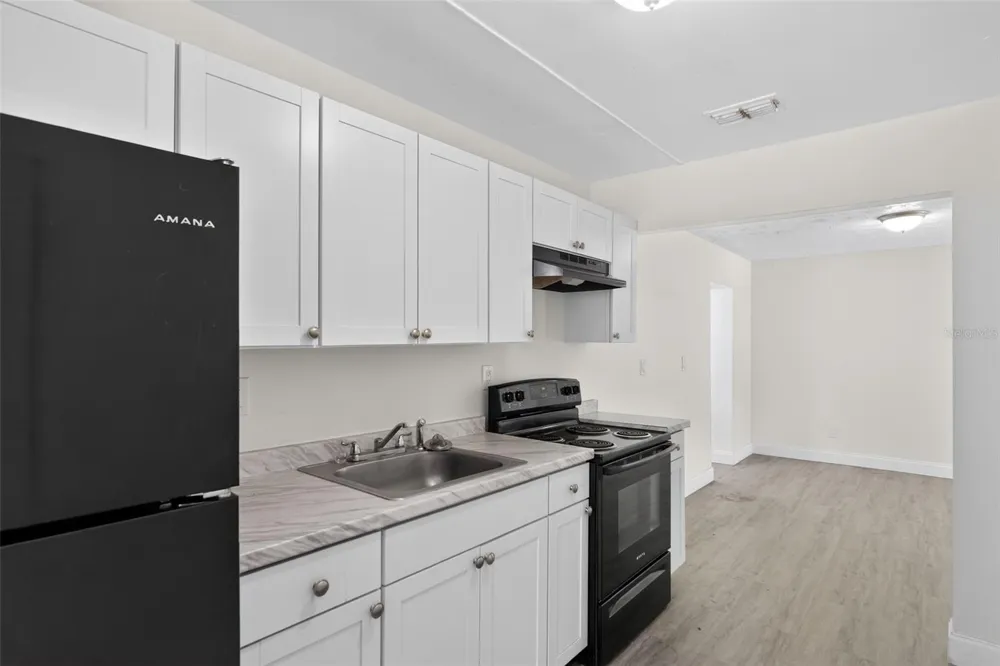 1635 RAVENALL AVENUE Orlando, FL 32811