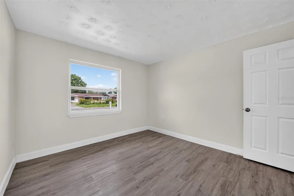 1635 RAVENALL AVENUE Orlando, FL 32811