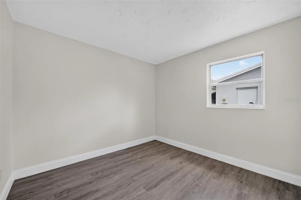1635 RAVENALL AVENUE Orlando, FL 32811
