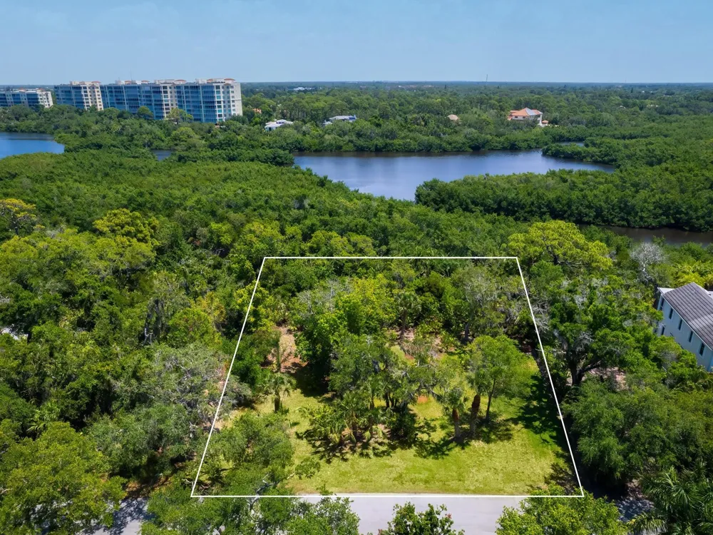 216 OSPREY POINT DRIVE Osprey, FL 34229