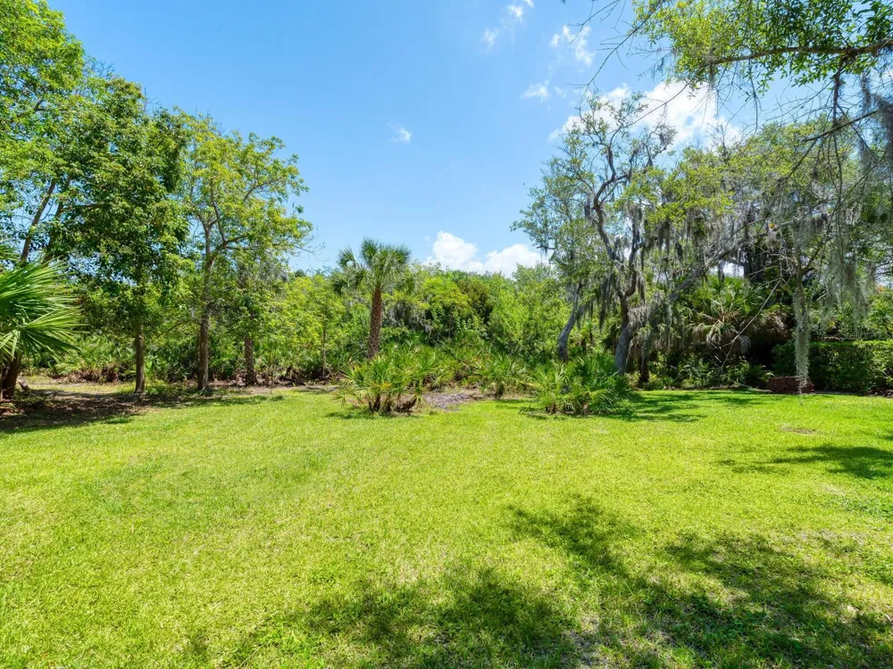 216 OSPREY POINT DRIVE Osprey, FL 34229
