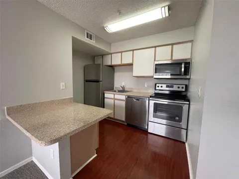 2206 ANTIGUA PLACE #1037