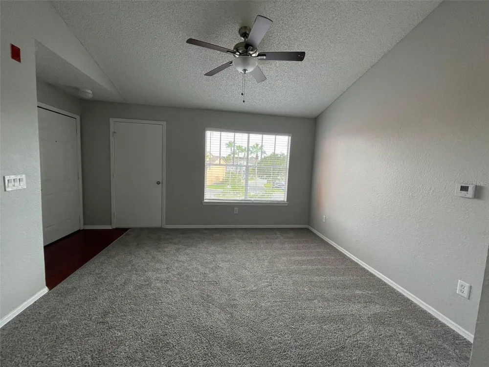 2206 ANTIGUA PLACE #1037 Kissimmee, FL 34741