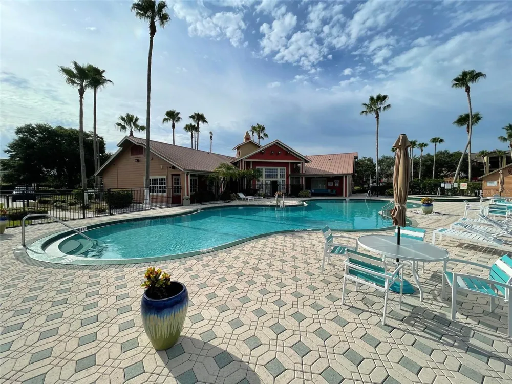 2206 ANTIGUA PLACE #1037 Kissimmee, FL 34741