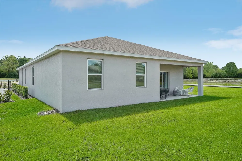 9225 HARRIS HAWK DRIVE Leesburg, FL 34788