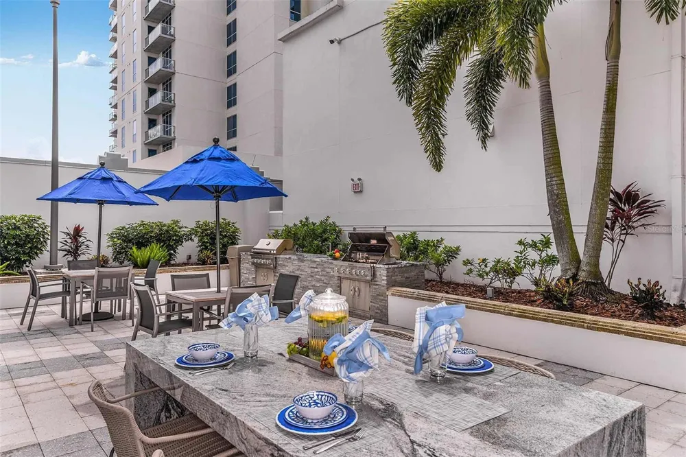 415-2 E PINE STREET Orlando, FL 32801