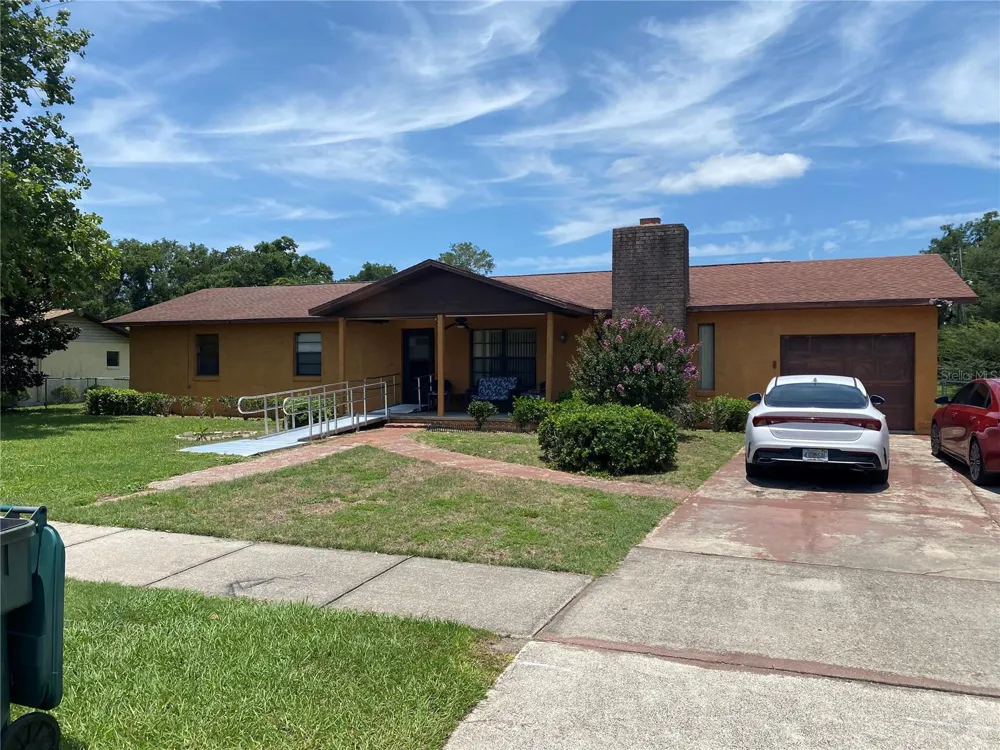 2105 SW 5TH STREET ocala, FL 34471