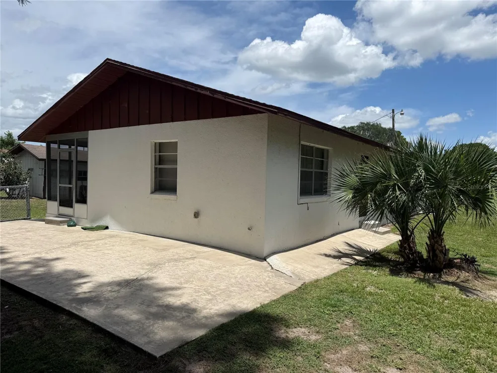 1141 COUNTY ROAD 457 Lake Panasoffkee, FL 33538