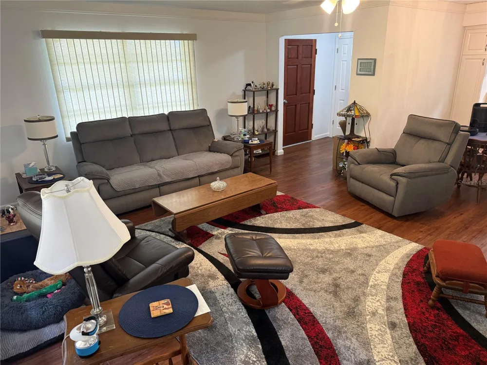 1141 COUNTY ROAD 457 Lake Panasoffkee, FL 33538