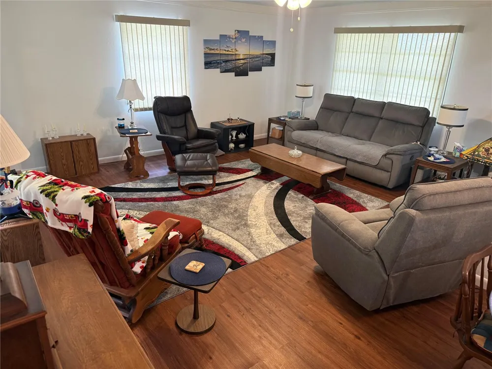 1141 COUNTY ROAD 457 Lake Panasoffkee, FL 33538