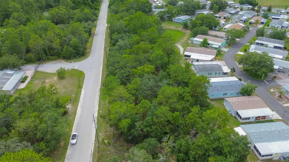 6859 W MERRIVALE LANE Homosassa, FL 34446