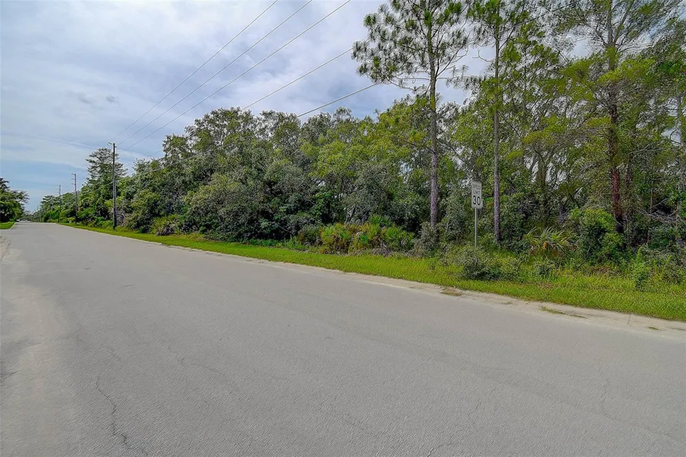 6859 W MERRIVALE LANE Homosassa, FL 34446