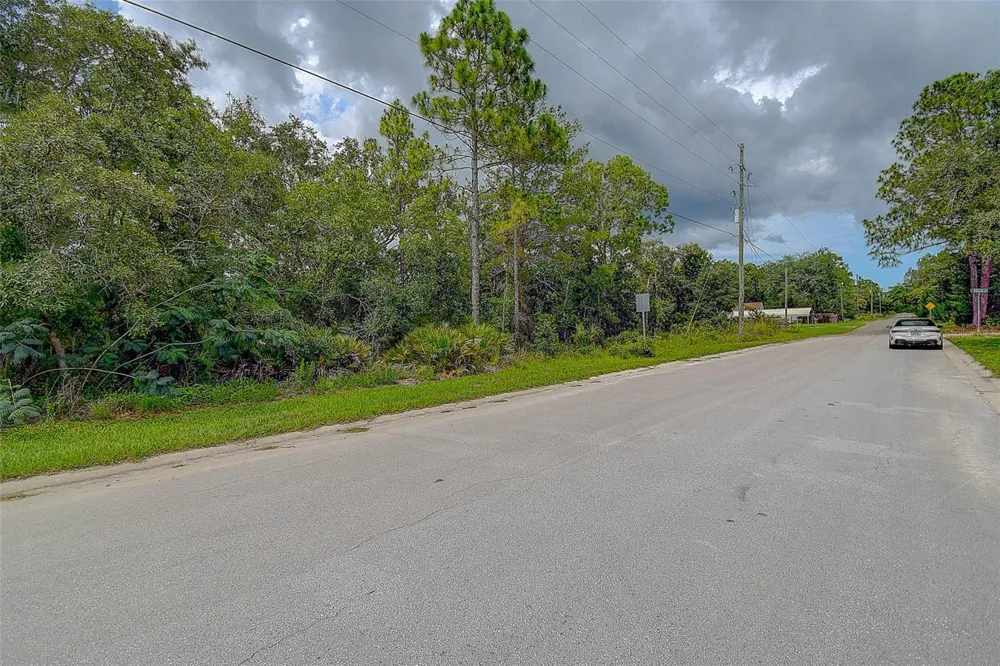 6859 W MERRIVALE LANE Homosassa, FL 34446