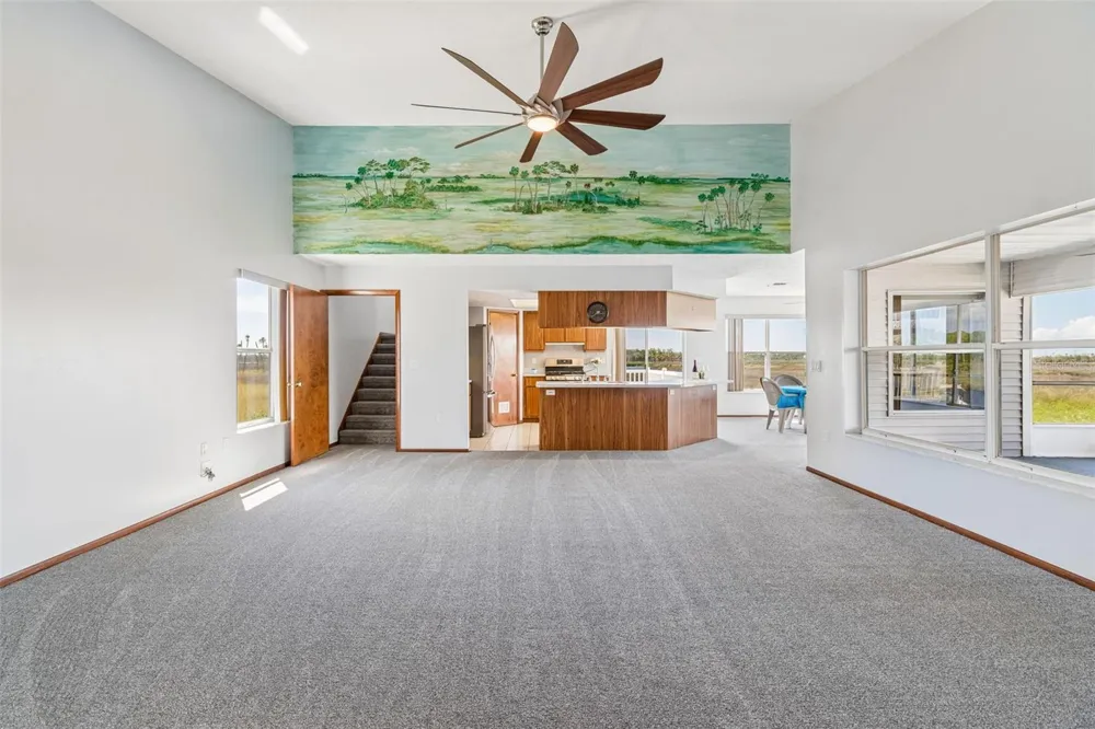 5247 TROPICAL POINT Weeki Wachee, FL 34607