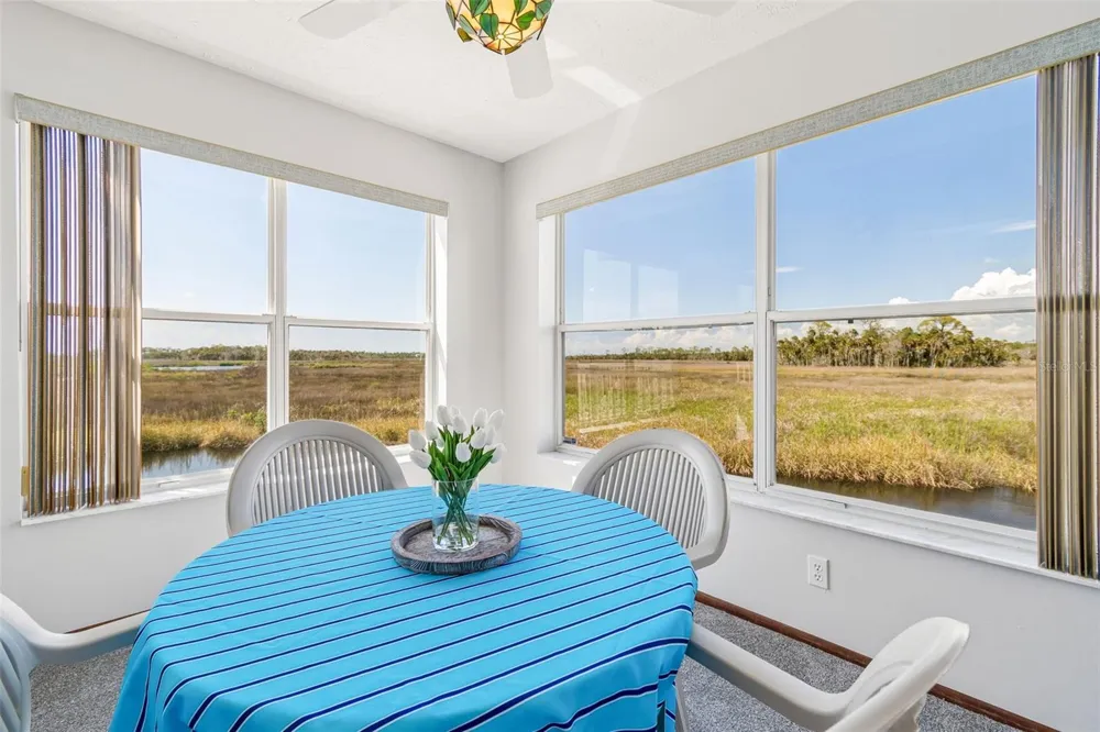 5247 TROPICAL POINT Weeki Wachee, FL 34607