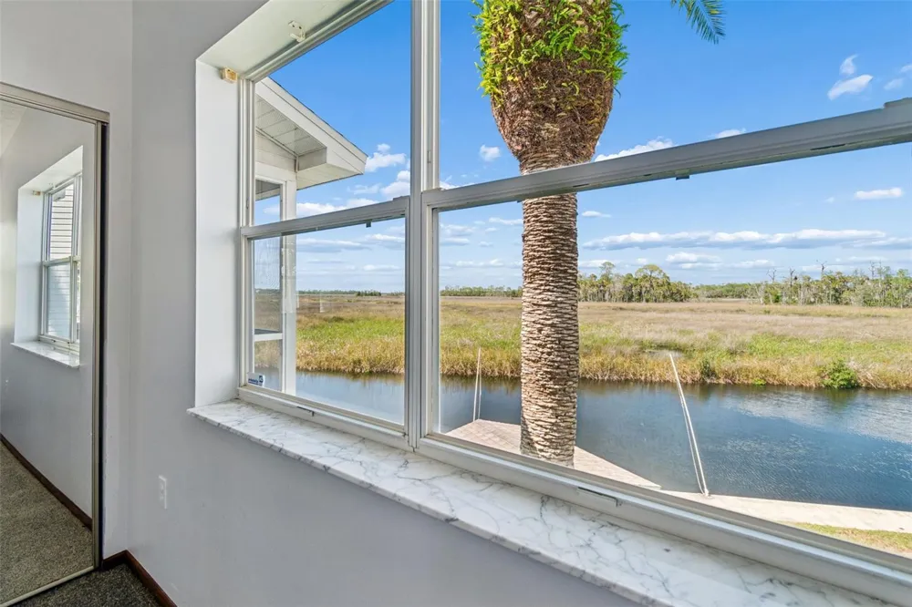 5247 TROPICAL POINT Weeki Wachee, FL 34607