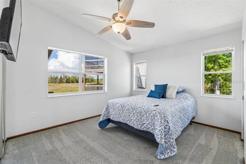 5247 TROPICAL POINT Weeki Wachee, FL 34607