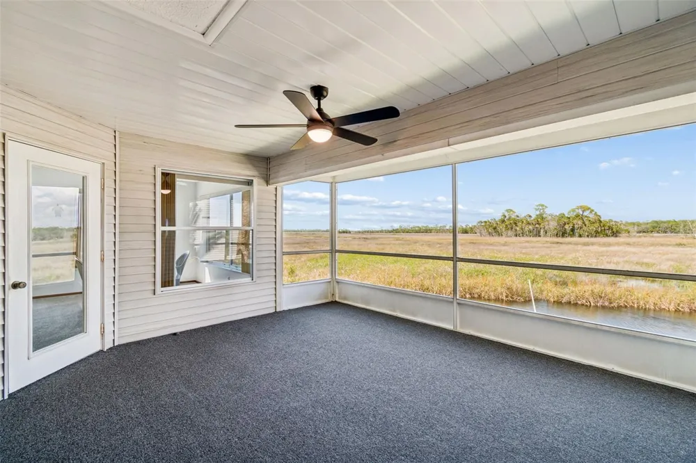 5247 TROPICAL POINT Weeki Wachee, FL 34607