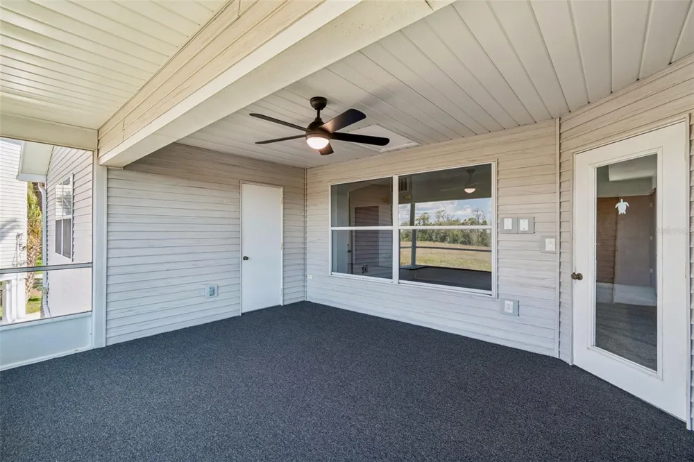 5247 TROPICAL POINT Weeki Wachee, FL 34607