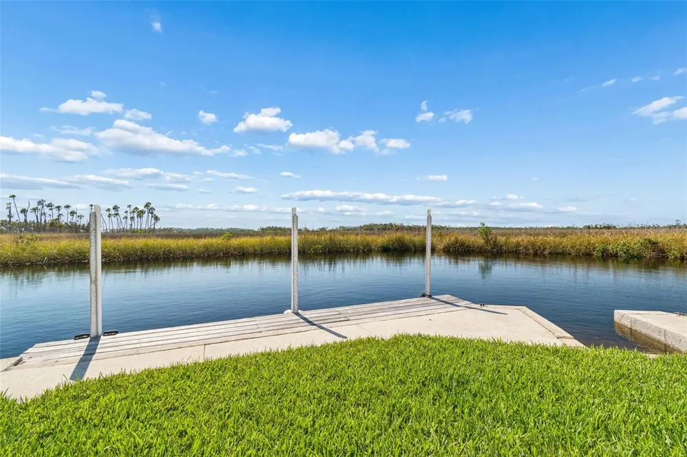 5247 TROPICAL POINT Weeki Wachee, FL 34607
