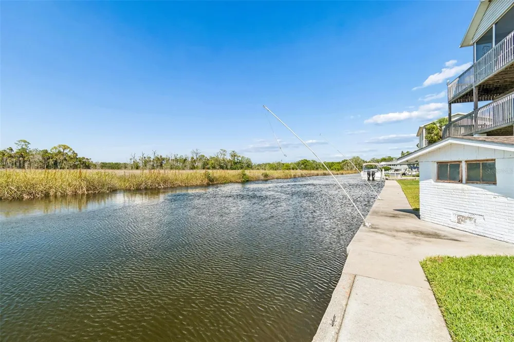 5247 TROPICAL POINT Weeki Wachee, FL 34607