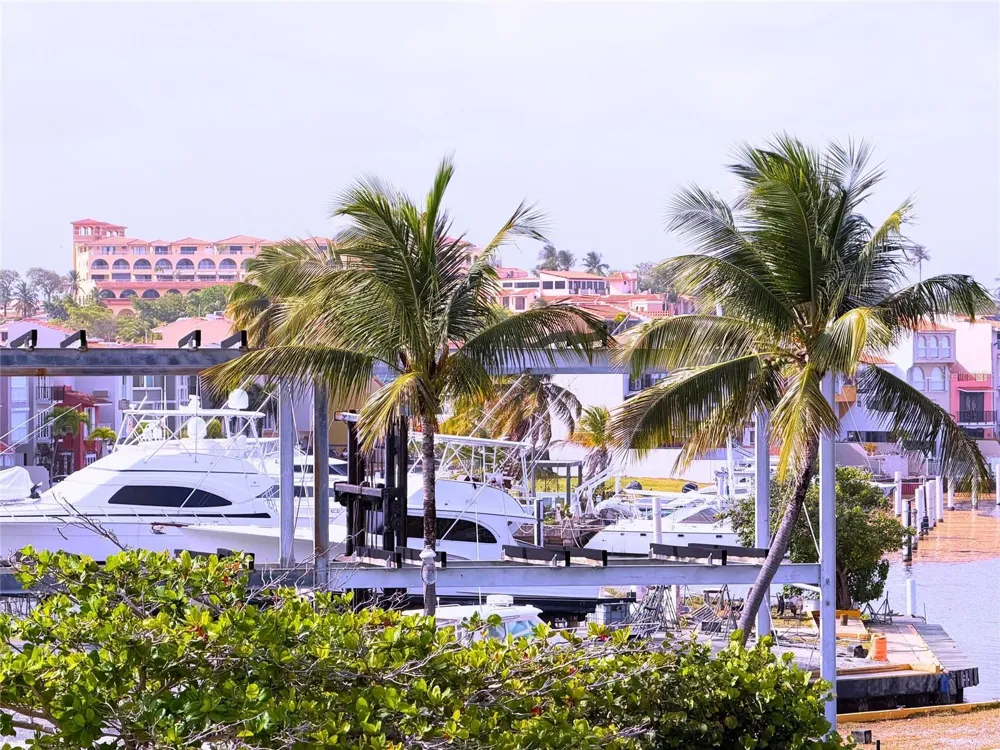 24.25 HARBORVIEW ROAD Humacao, PR 00792