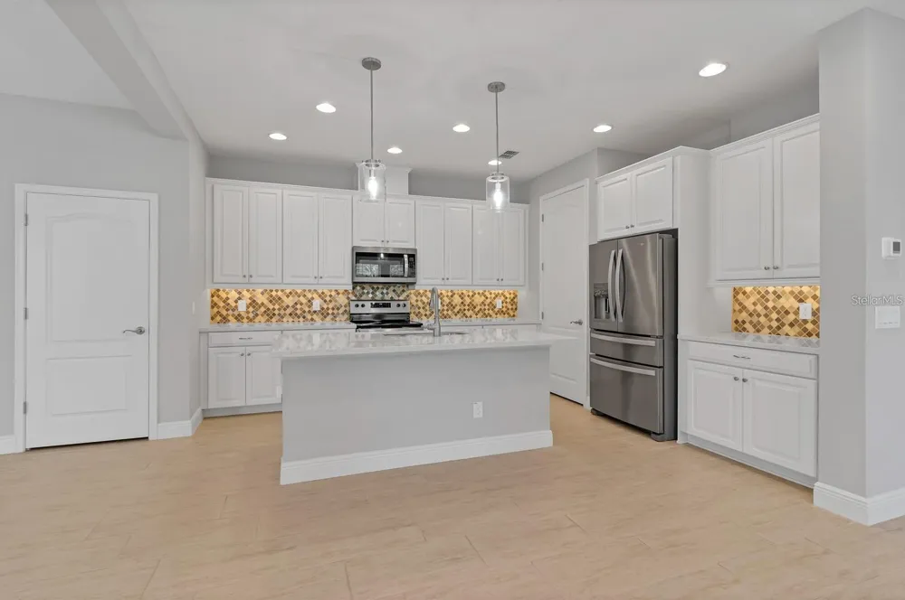 2795 BOLZANO DRIVE Apopka, FL 32712