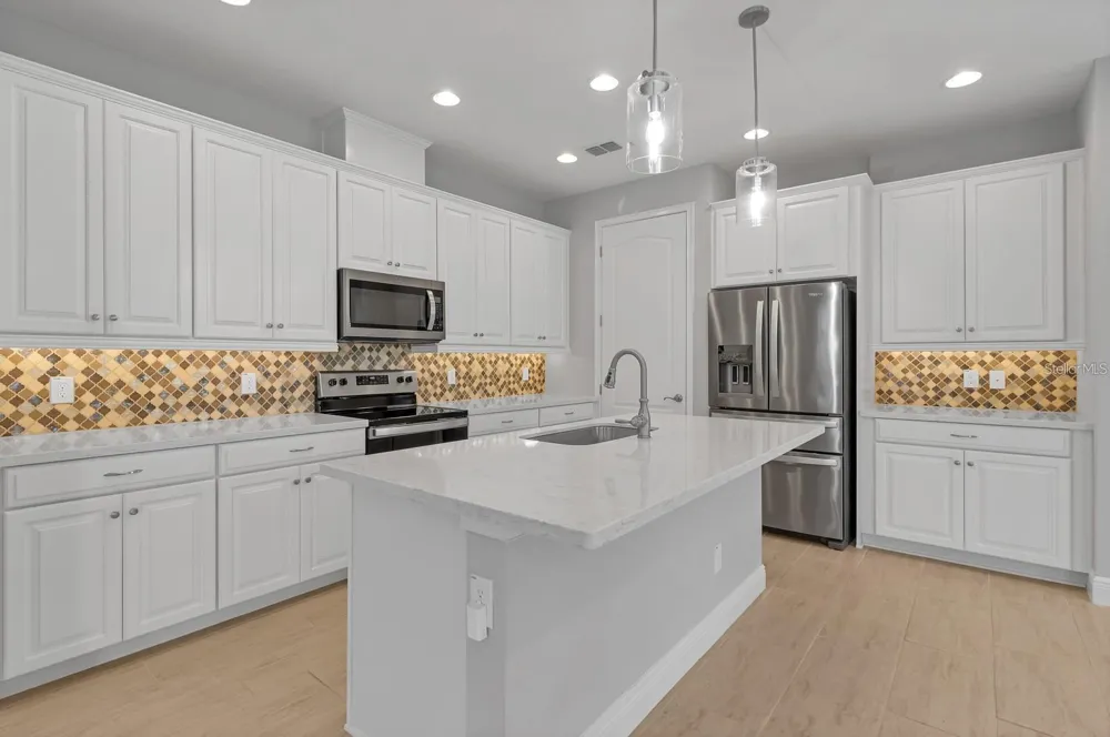 2795 BOLZANO DRIVE Apopka, FL 32712