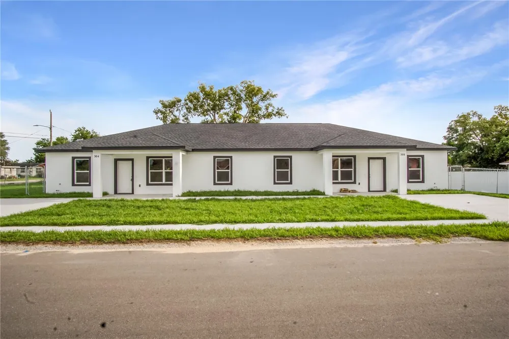 304 PEARL STREET Haines City, FL 33844