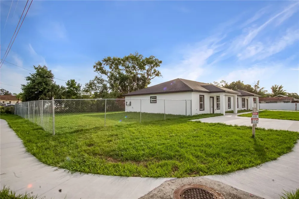 304 PEARL STREET Haines City, FL 33844