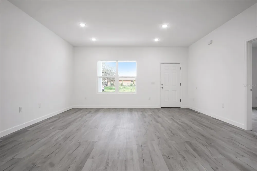 304 PEARL STREET Haines City, FL 33844