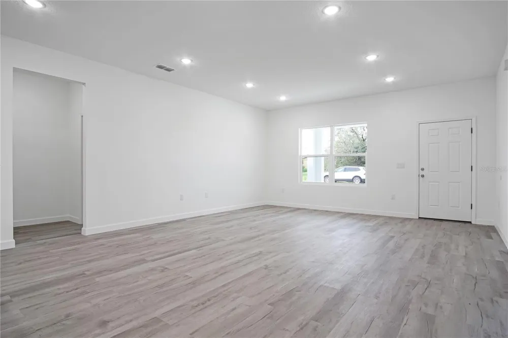 304 PEARL STREET Haines City, FL 33844