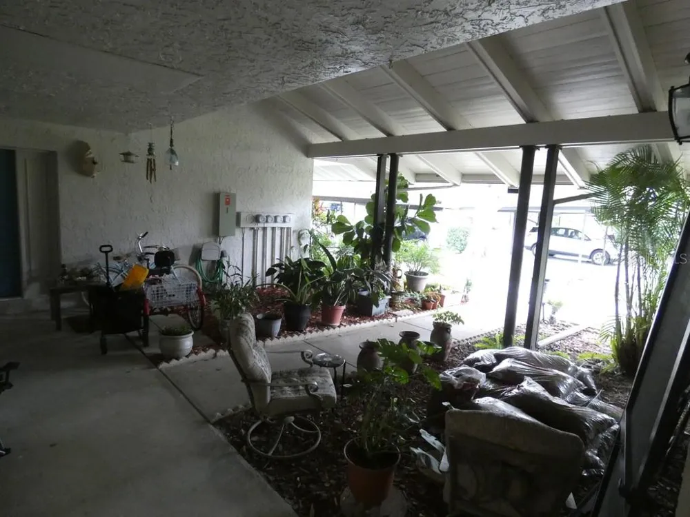 1024 10TH CIRCLE SE Largo, FL 33771
