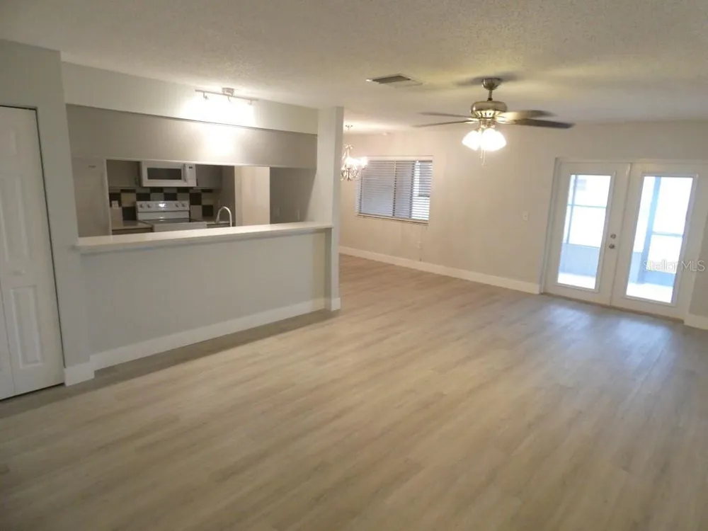 1024 10TH CIRCLE SE Largo, FL 33771